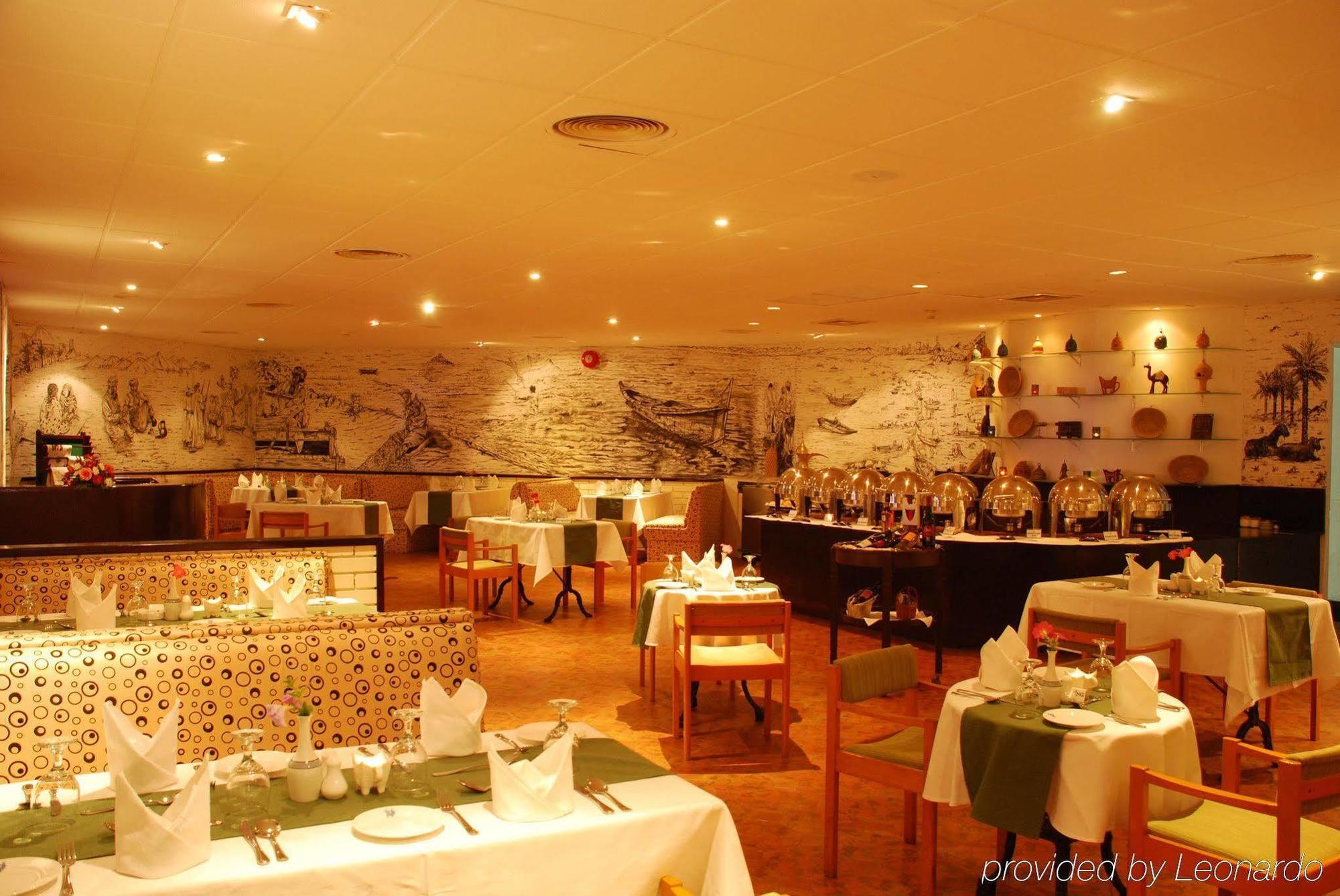 Tulip Inn Downtown Mascate Extérieur photo